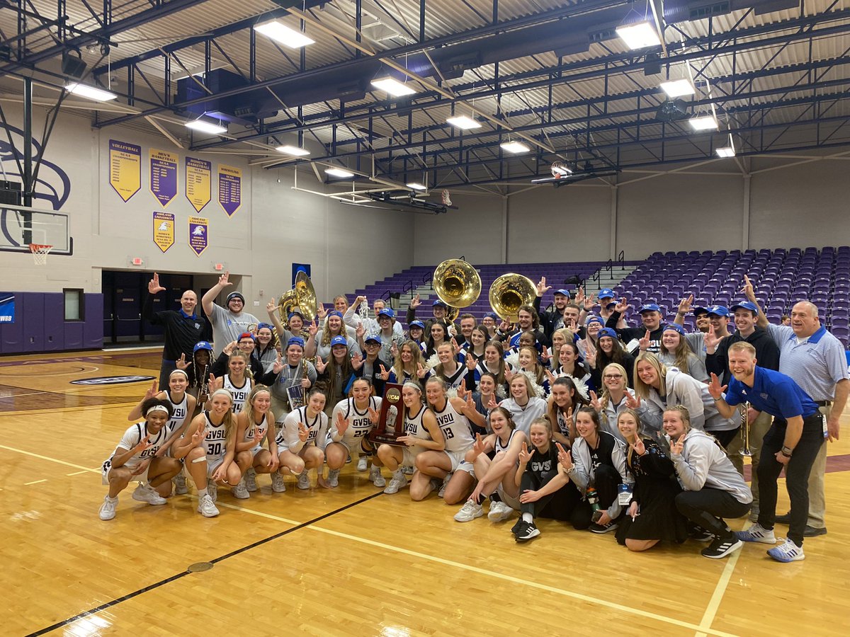 gvsuwbb's tweet photo. We can’t say a big enough THANK YOU to our unbelievable @GVSUCheer and @gvsulmb supporters! You were amazing tonight and helped us get the win! https://t.co/cMhahGTCau