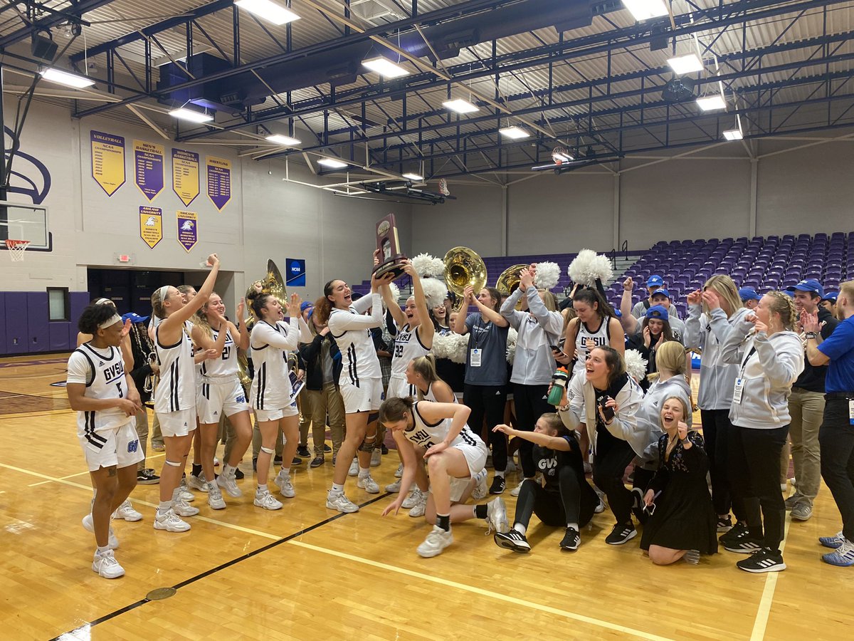 We can’t say a big enough THANK YOU to our unbelievable <a href="/GVSUCheer/">GVSU Cheerleading</a> and <a href="/gvsulmb/">Laker Marching Band</a> supporters! You were amazing tonight and helped us get the win!