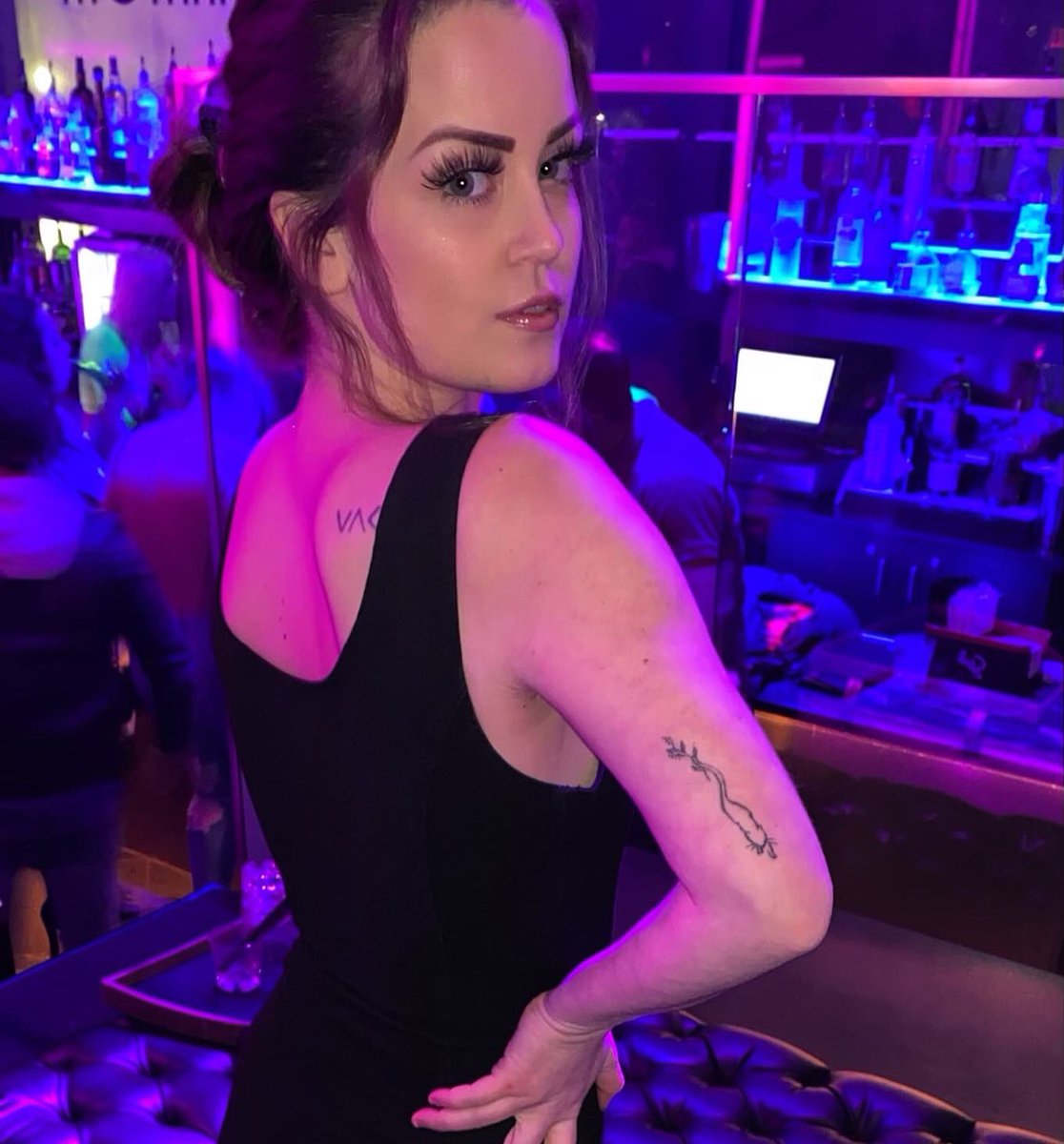 CamelotShowbar's tweet photo. BโขIโขAโขNโขCโขA | This โlil fire cracker is celebrating her birthday at the club on Friday night & youโre ALL invited!!!๐ฅ๐๐ฅ Come down & spoil her!!! ๐ (And in case you missed Jasperโs birthday, sheโll be there too!!! ๐ฏโโ๏ธ)
#birthdayvibes #birthdaybabes #camelotshowbar #spoiled https://t.co/qQ10NufuZ3