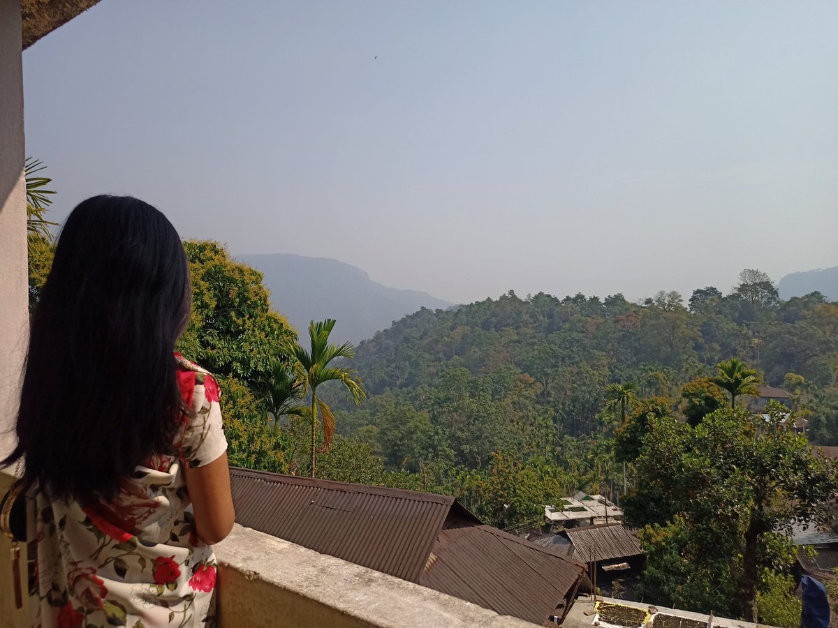 laribuhroy's tweet photo. #TyngngerVillage https://t.co/piN7g6VFHb