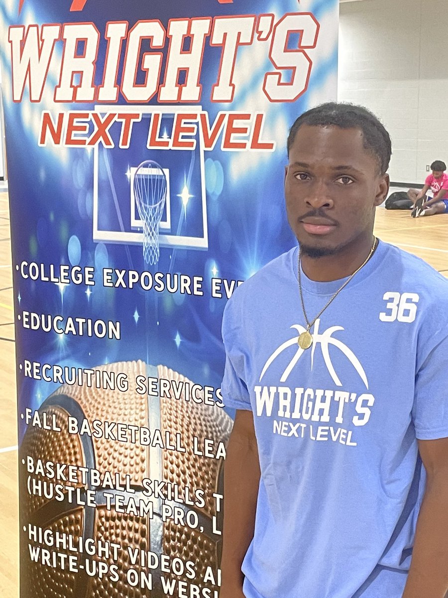 NextWright's tweet photo. Recap from Showcase - Dwight Russell - 5’9 CG C/O ‘22 (Franklin Prep) strong, physical guard, can defend 94ft, can shoot deep, plays hard and rebounds well for his position. @gordonbasketbal @ga_mbb @TerryTlw33 @Franklinprep_ @HTPro10 @MilesCollege https://t.co/GC5l8Hovob