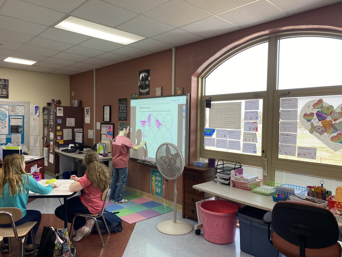 Thanks for inviting me into your room Mrs. Preece! So many things happening to build a solid understanding of fractions.  I heard some great student thinking!@TV_Vikes