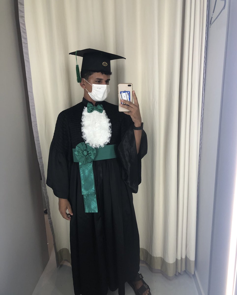 oivasz's tweet photo. o grande dia tá chegando, aff 🎓💚 #Enfermeiro #Outorga https://t.co/BKmmiQS20L