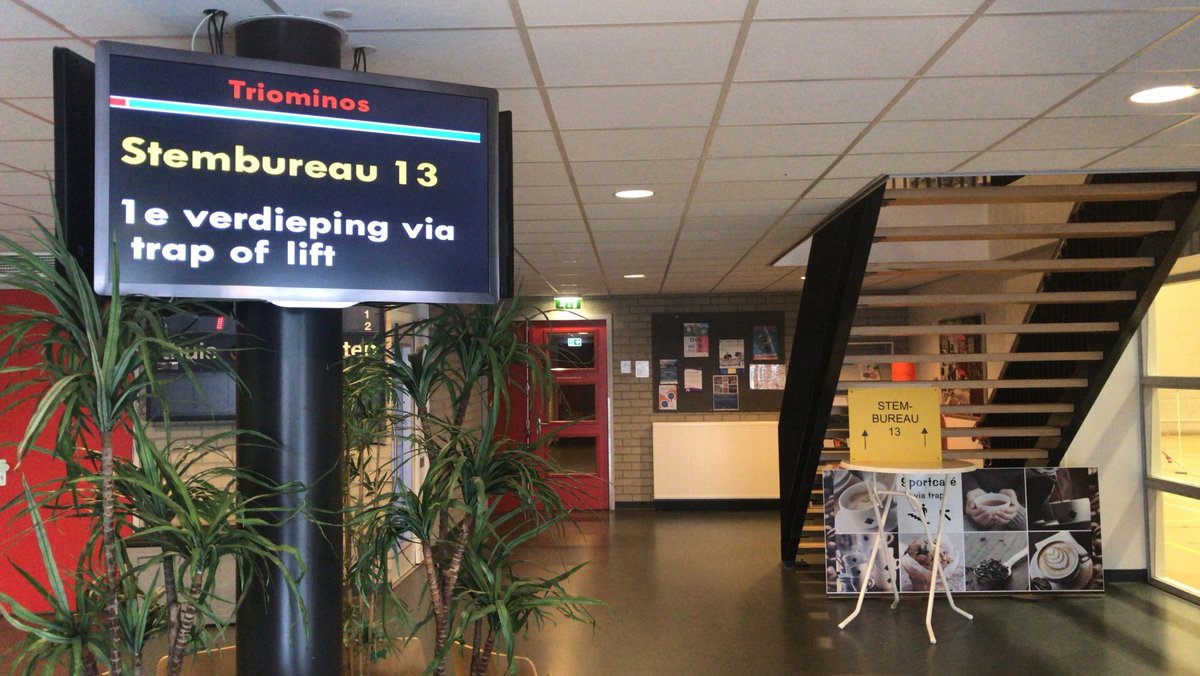GemeenteDuiven's tweet photo. 🖍️🖍️🖍️Ook vandaag kunt u stemmen. De stembureaus in het gemeentehuis van Duiven en in sportcentrum Triominos zijn open. Vanaf morgen zijn alle stembureaus geopend. Beide dagen van 07.30 tot 21.00 uur. https://t.co/hEUTpTOTHk