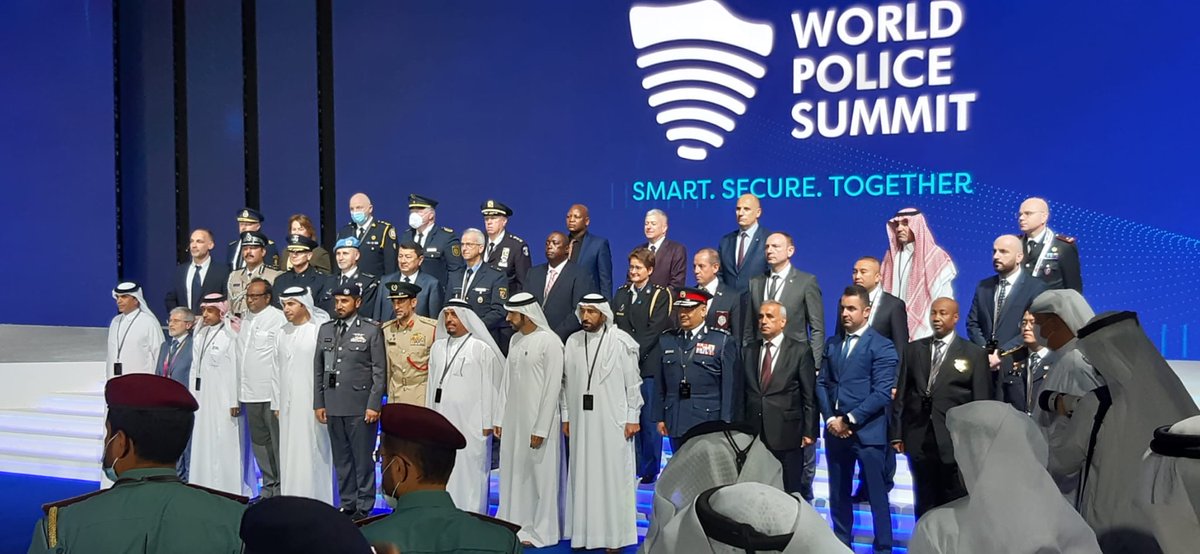 roadpol_eu's tweet photo. 👮‍♂️President @VolkerOrben, a keynote speaker at @PoliceSummit in Dubai, shared insight on the future of road crash investigation in the wake of looming autonomous vehicles. 

❗Police need access to in-vehicle data for deep investigation

More info ➡️ https://t.co/PlCWlOE2L5 https://t.co/mDzTDZv0Wi