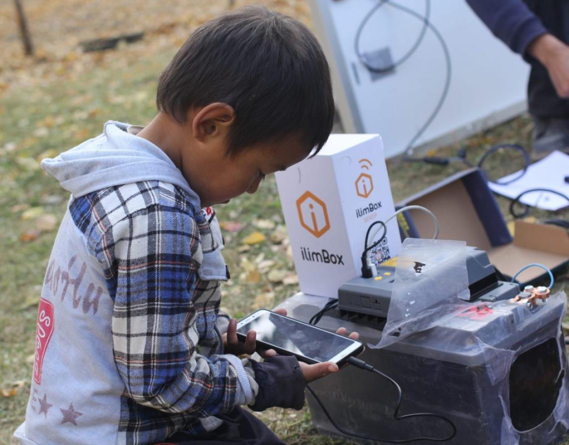 un_kyrgyzstan's tweet photo. Connecting #Kyrgyzstan last 1% of schools requires innovative solutions to ensure they are connected to #Internet affordably & sustainably.
Learn about #InternetinaBox🌐initiative which tackles the issue of connectivity & more in hard-to-reach places
https://t.co/7WYTSktdRn https://t.co/nUYBL4WdEB