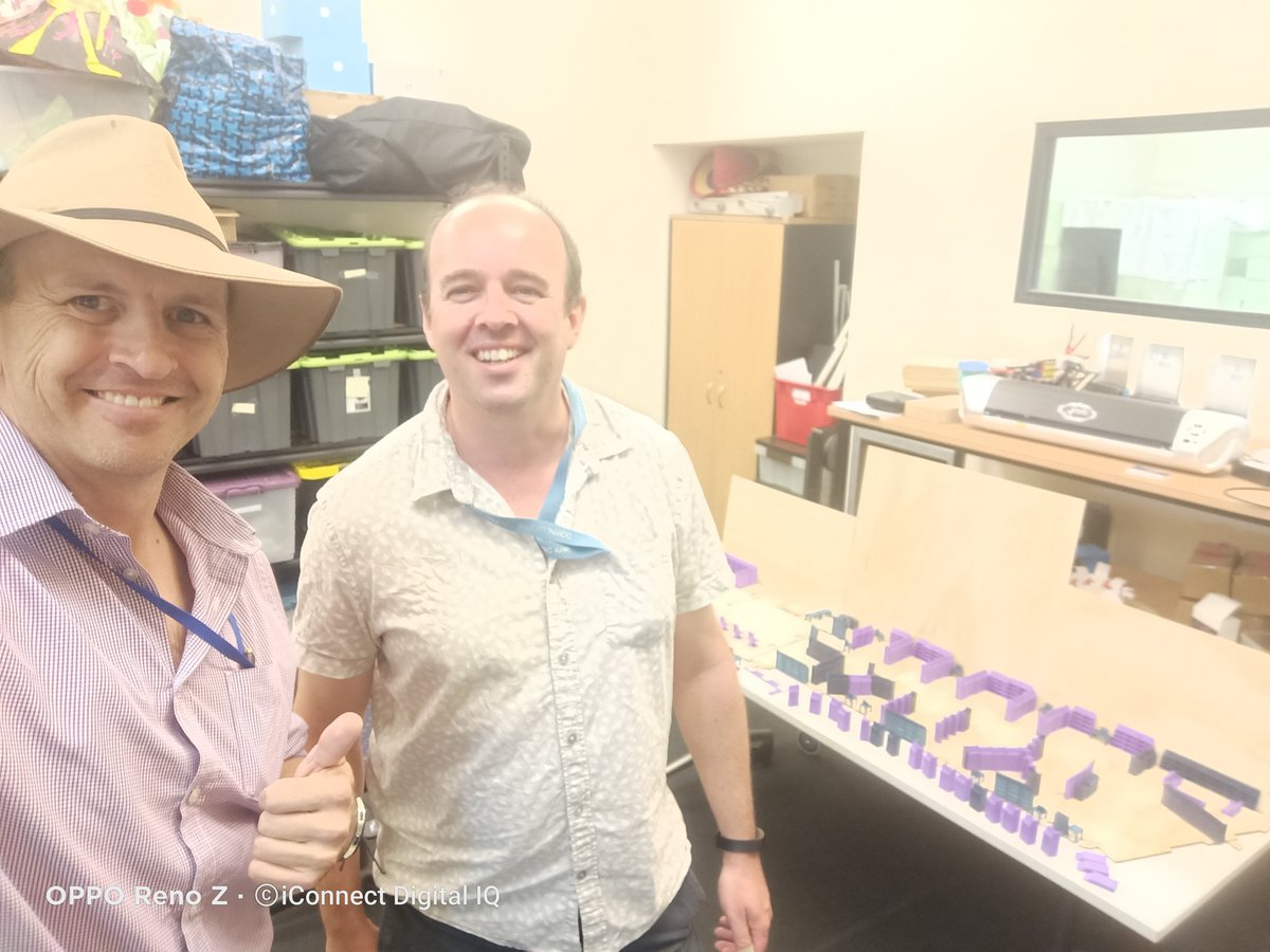 DigitalIQ1's tweet photo. Nice to meetup with @jonathanstilts today, and learn about the cool things he does around STEM education, 3D printing and so much more. Creative, lateral thinking ; helps to do good things in the regions. #digitaliq https://t.co/6ROCxn2hdC https://t.co/ciiH31ELMa