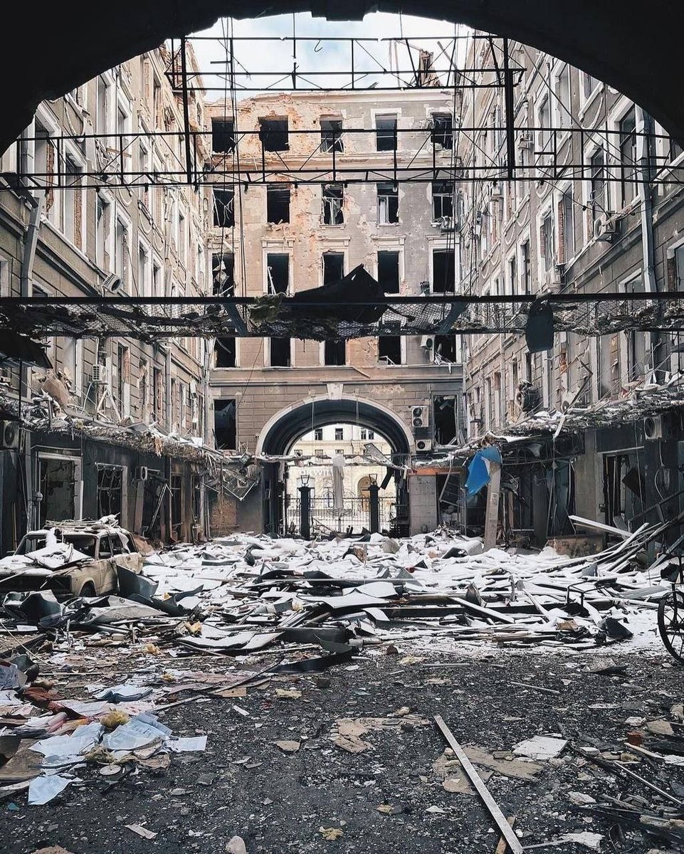 wolfdevelopclub's tweet photo. and again the Nazis in Kharkov, yes @paulocoelho what kind of creatures do you need to be to do this with peaceful people?
Don't #stophatingrussian
#Russophobia???
#RussianKillers!!! https://t.co/oUvH9lxXmJ