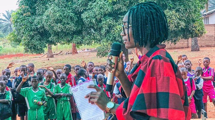 SusoProgram's tweet photo. Re-igniting the Passion for Academic Excellence in Secondary School Students Within Nsukka Community led by #SpeakUpStandOutNG activist @NgokaObioma 

#Education #suso #sdg4 #community #intervention #academicexcellence #qualityeducation  #Nsukka #Nigeria https://t.co/Qa4JyrdtHN