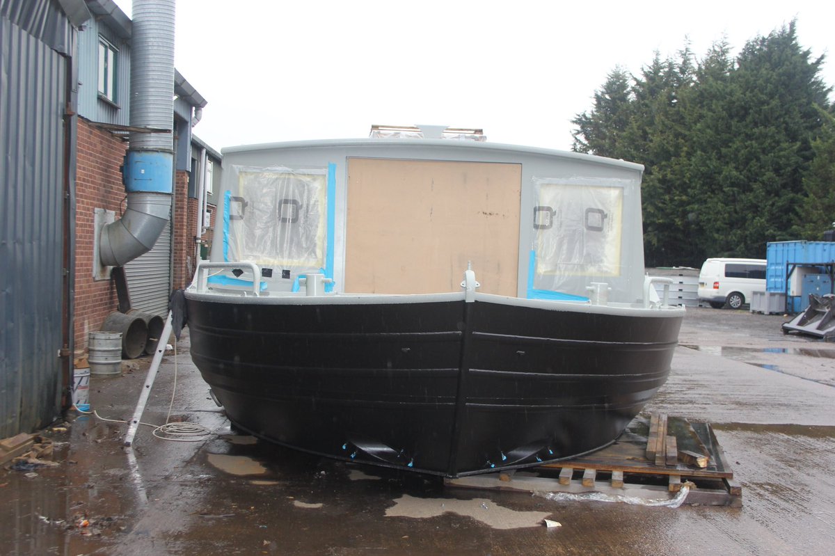 EthelBarge's tweet photo. Our weekly update from Colecraft, the boat builders in Warwickshire.
What a difference a week makes! Work on Pearl has meant she’s been moved outside of the workshop and what a fine view this is!
#pearlsprogress #colecraftengineering https://t.co/dzNx9swkNp