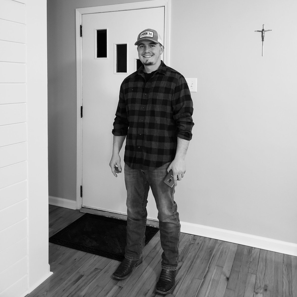 I dont ever get on here anymore but heres a new profile pic... whats up followers lol