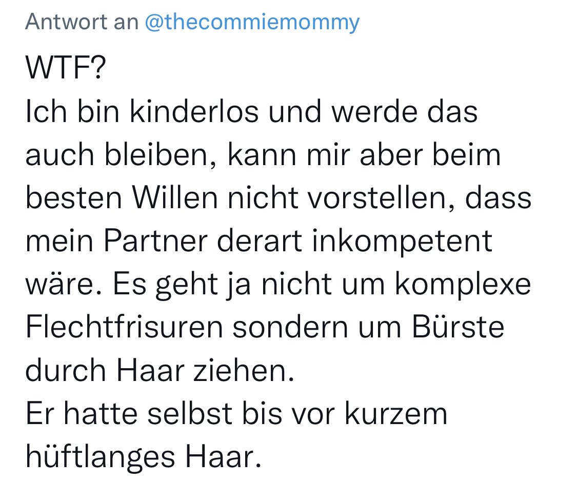 thecommiemommy's tweet image. Manchmal denke ich echt kinderlose Menschen denken, Mütter sind einfach zu dumm um sich Partner zu suchen die “kompetenter” oder “mehr am Start” sind.
Als könnte man das bisschen Patriarchat, gesellschaftliche Rollenbilder etc einfach austricksen mit der richtigen Partnerwahl.1/5