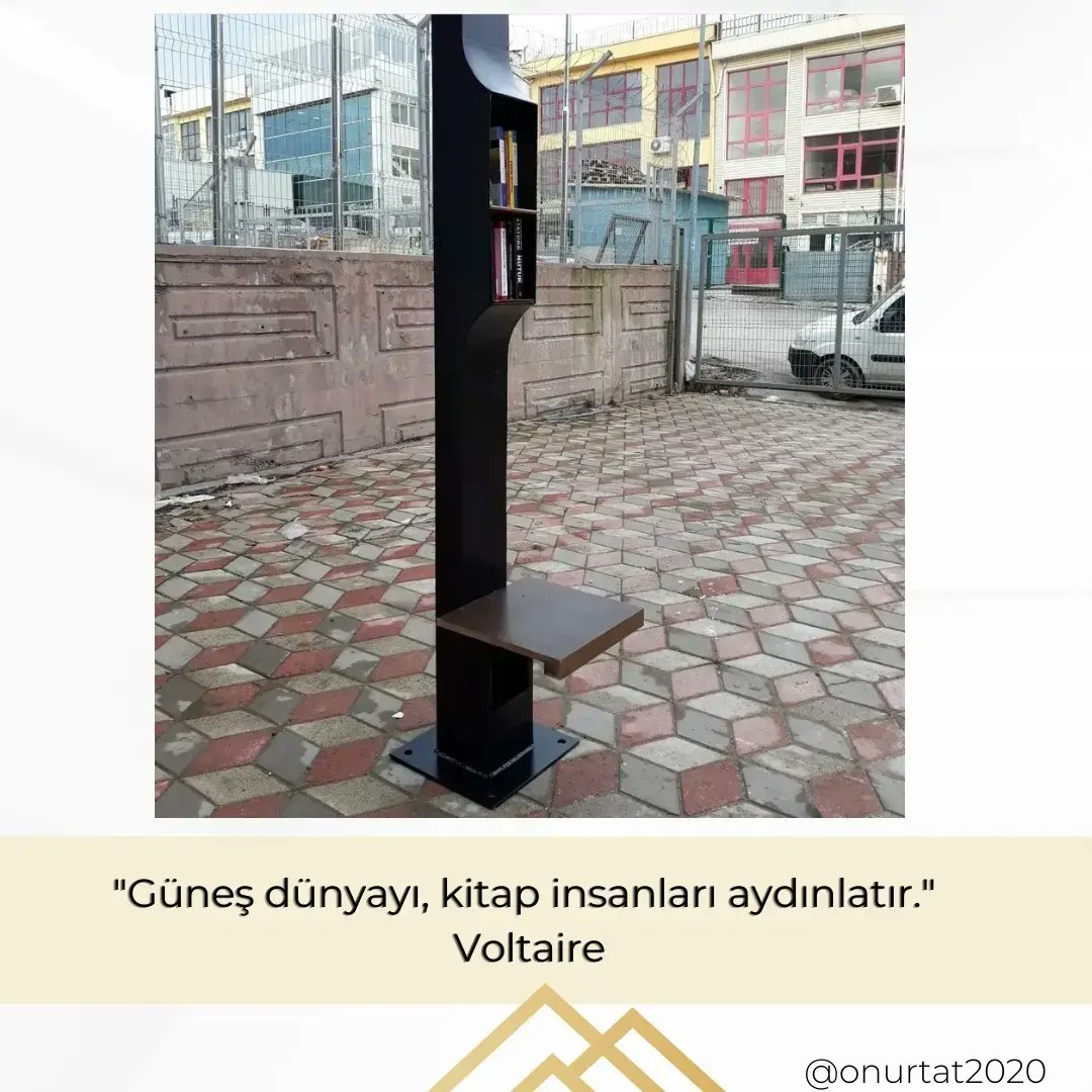 "Güneş dünyayı, kitap insanları aydınlatır." Voltaire
.
Onur 28 yaşında okumayı çok seven bir elektrik teknisyeni
.
Bir gün kendisinden bir aydınlatma direği tasarlanması isteniyor ve kitaplardan aldığı ilham ile harika bir tasarım yapıyor:

#bookcrossing #bookstartup