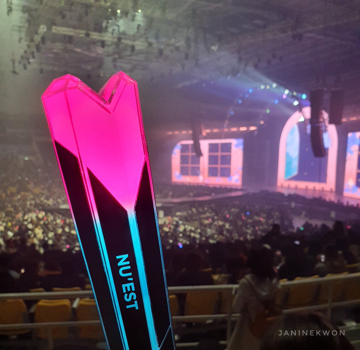 janinekwon_'s tweet image. NU’EST who arrived on a beautiful Spring day🌸
#뉴이스트와_러브는_다시봄
Now, we wait for that beautiful Spring that we’ll get to meet again💕
#FOREVER_SPRING_NUEST
The next time we meet again, our lights will be brighter than ever💗