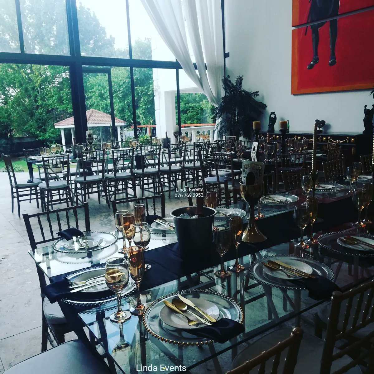 LindasDecor's tweet photo. Glass Table decor
Black &amp; Gold theme
By Linda Events
For bookings please contact us on 0767693953 or email: info@lindaevents.co.za
https://t.co/kTpBCsSHmK https://t.co/tMISS3Hhqh