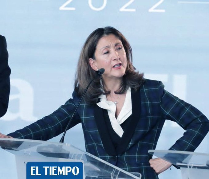 Ingrid Betancourt provocó oleada de memes en debate con Gustavo Petro y  Federico Gutiérrez