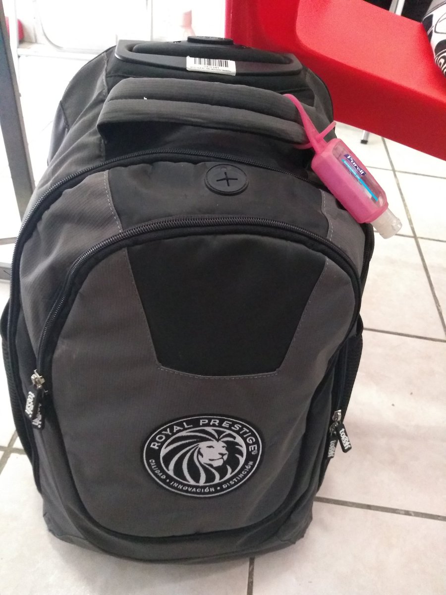 KaarlyGR's tweet photo. Mi nueva compañera, seguiré cargando mis sueños hasta convertirlos en una hermosa realidad. #GsEmpire 🦁💙 https://t.co/qwC5pF61BS