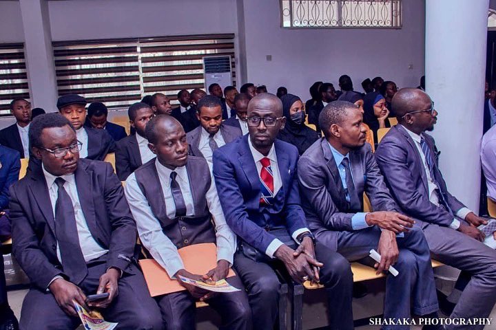 generalzango's tweet photo. ⚖️ https://t.co/WqyKfwQA3g