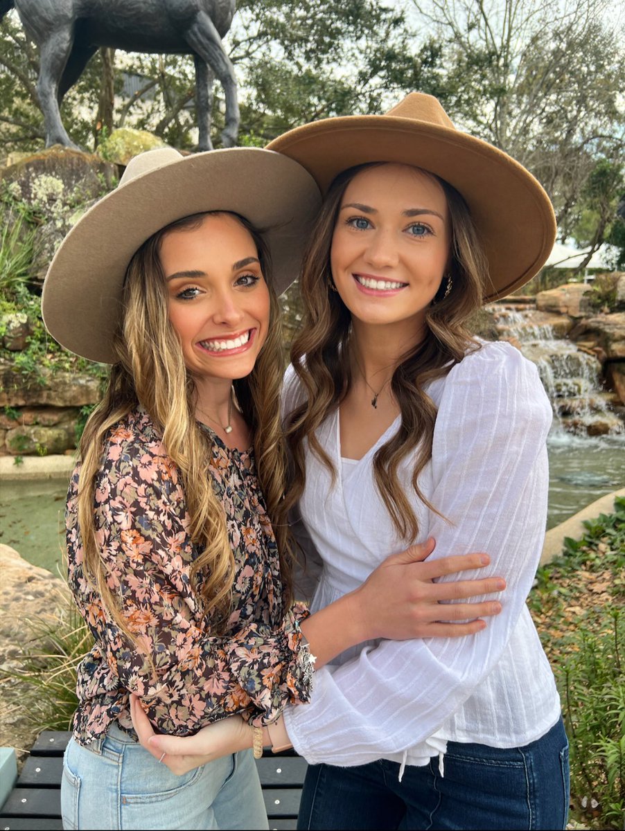 tiffanycooper_'s tweet photo. meet us at the rodeo🤍 #roundfive https://t.co/A1dJK8k9BA