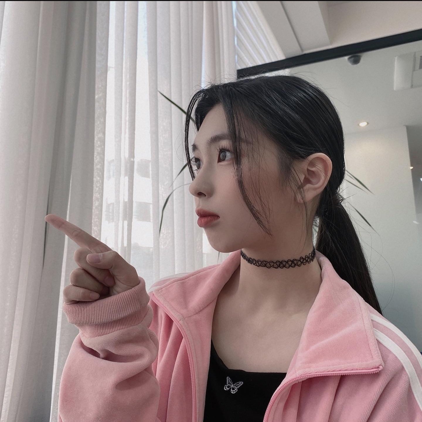 FN3MGqUUcAQJYmZ?format=jpg&name=large