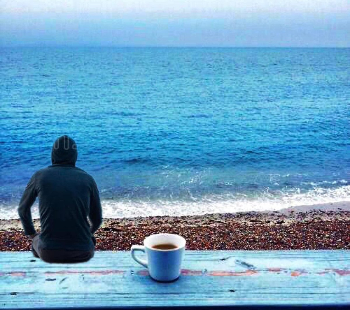 yacoub_Y80's tweet photo. قد يتغيّر كل شيء في لحظة، فقط لأن الله يريد ذلك، فلا تقُل مستحيل، ولا تفكر في كيفيّة الفرج، فإن الله إذا أراد شيء هيّأ لك أسبابه بشكلٍ لا يخطر على بالك، دع خيالك يسبح في ظلال هذه الآية الكريمة : 
{ لا تدري لعلَّ الله يُحدثُ بعد ذلك أمراً } .. صباح الخير https://t.co/Y5439GJTmV