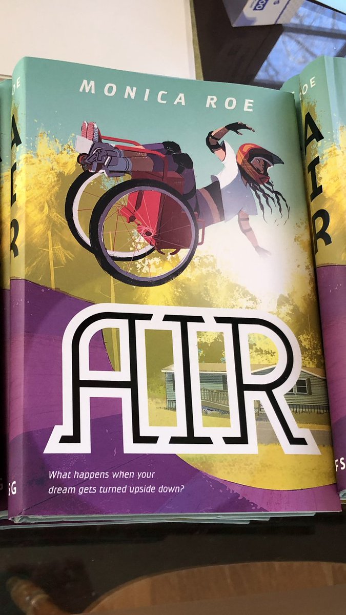 monica_roe's tweet photo. Happy birthday, book baby. Huge thanks to the team. 🥰

@RavenLiterary @MacKidsBooks @Oriol__Vidal @mallorygrigg @Jacqui_Lipton @22Debuts #AIR #WCMX #booklaunch #middlegrade #MG https://t.co/O9ASYMilLn