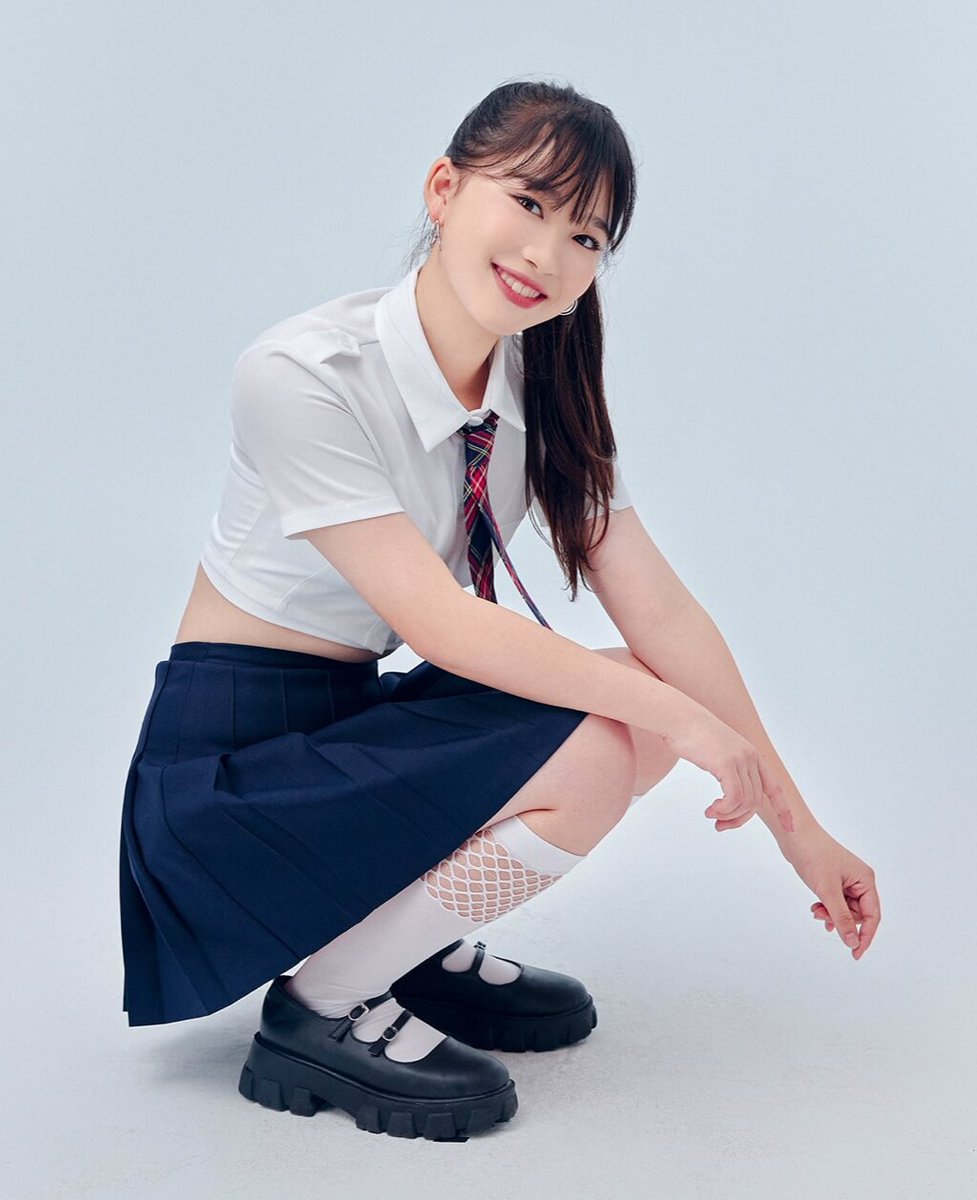 TakeiBrasil's tweet photo. — TEMOS UMA FÃ? #KARINA deu follow na conta do Girl Group #NMIXX! 

#TAKEIKARINA #タケイカリナ #타케이카리 https://t.co/hBZV1LKKI9