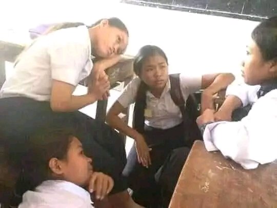 K4knhh's tweet photo. That friend who lies but their lies are interesting https://t.co/SZBCnAIVtX