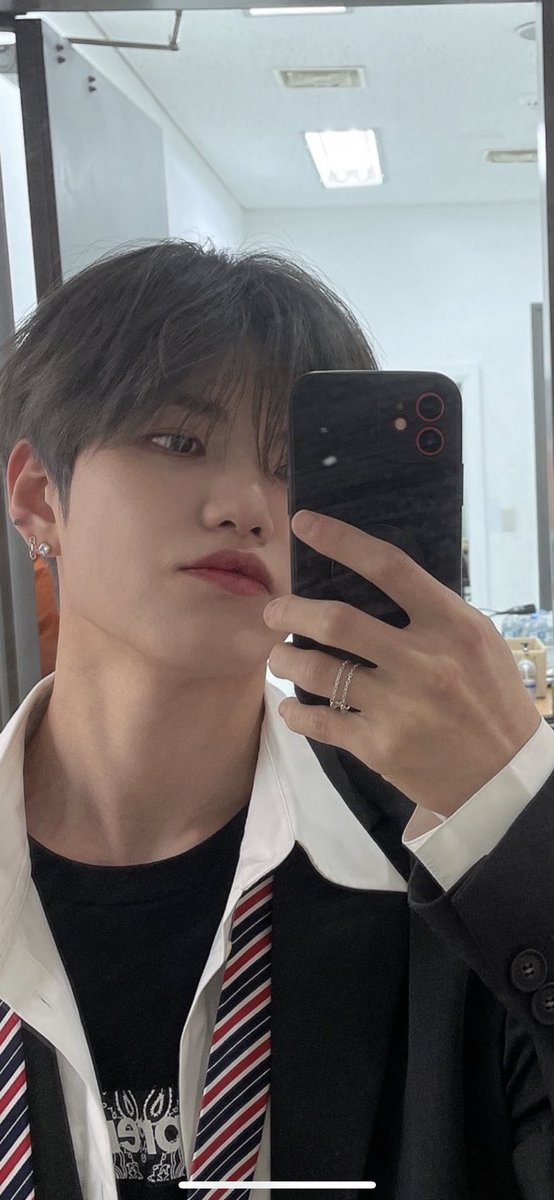 yoreumine's tweet photo. never getting over this one </3 https://t.co/henUeyTqm8