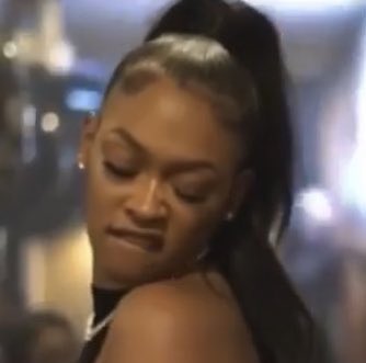 faiththegemini's tweet photo. When you throwing it back and all you hear is “Shittttt” https://t.co/60gt9CwFt2