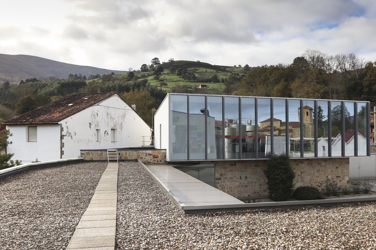 bod_tech's tweet image. Un proyecto donde creemos haber conseguido fundir con éxito el entorno rural con la arquitectura, la tecnología y la industria, lo que lo convierte en uno de nuestros proyectos más queridos. ❤️
#HUMAN #HumanArchitecture #agroindustry