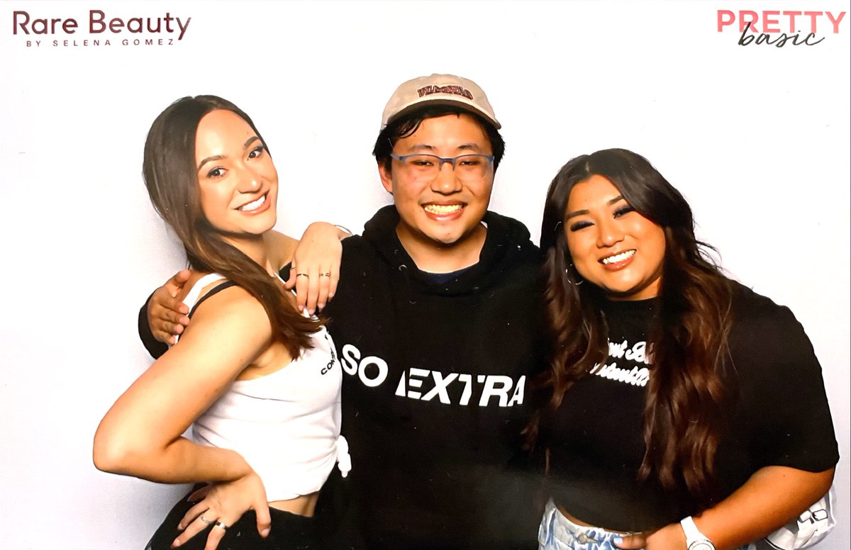 TheFabulousLW's tweet photo. Content. Baby. Content. I love you both so much!!!! π±π€©ππππ₯³ππππ #prettybasicliveirvine @prettybasic @missremiashten @ALISHAMARIE https://t.co/TOCe4fnjL4