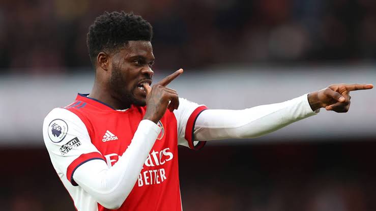 Happy birthday paul pogba but this is Thomas Partey best midfielder in PL 