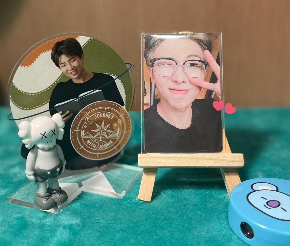 seoltang__7's tweet photo. after months of looking for him, he’s here! thank you @vminiefriends for letting me adopt this bf joonie pc that i love so much 😩💘 packed so well and shipped very fast ✨ #vmproofs https://t.co/LCRhN1UvgJ