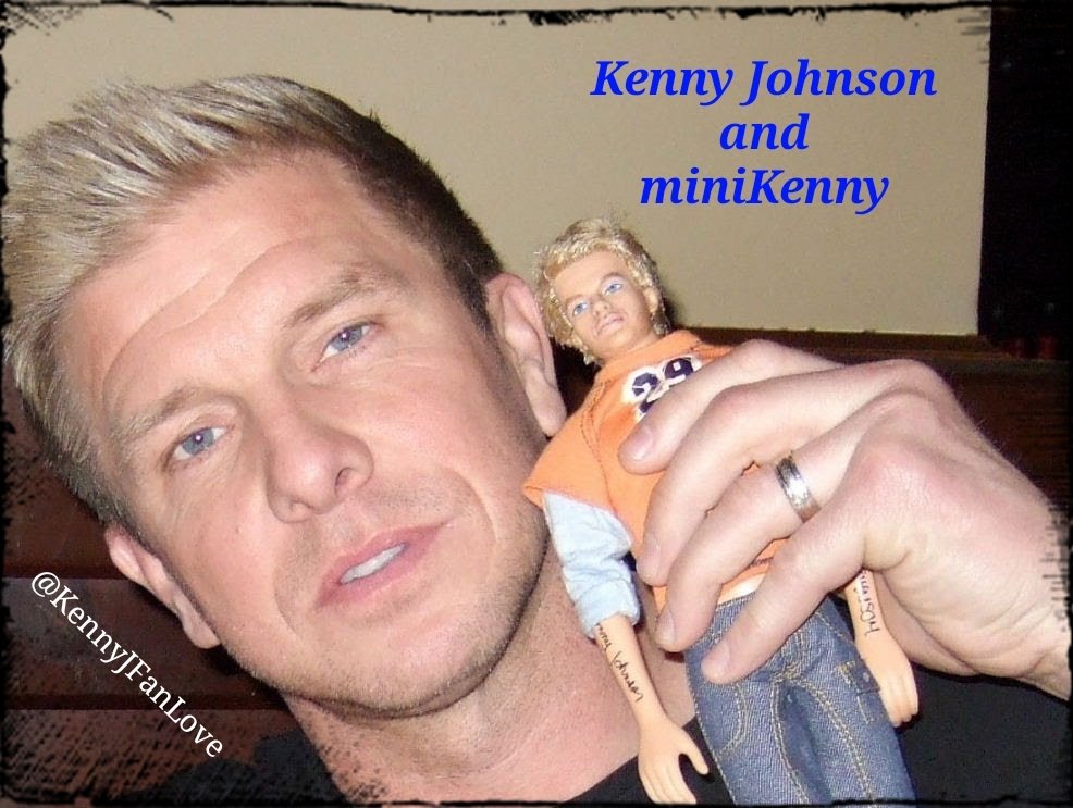 KennyJFanLove's tweet photo. Memories. π Won dinner with KJ 13yrs ago, a month after sending him and Kat custom doll figures of themselves.
He signed my miniKenny which I still use today π #adultdollcollector #dollsontwitter #dollsoftwitter #dolltwitter #kennyjohnson @TheKennyJohnson @DaeliteCityRide https://t.co/j1xT3Bm8ko