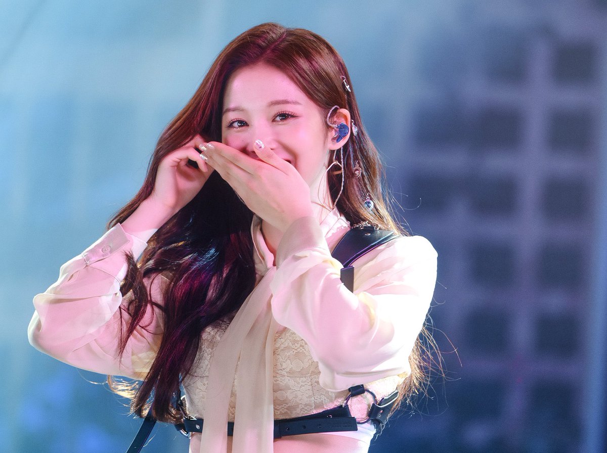 verypeachu's tweet photo. น้องซอลยุนน่ารัก มัมเหมียวรุ้สึกนุ่มฟู https://t.co/OjlFeuXXm0
