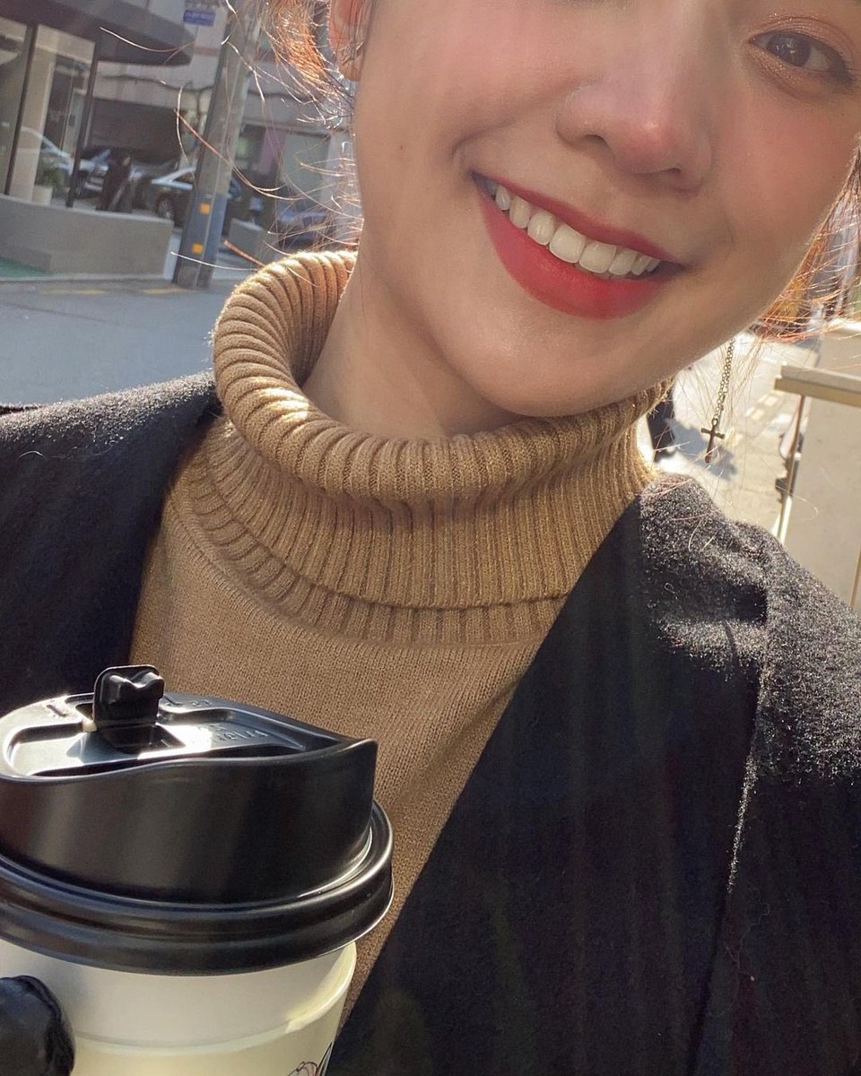 janhaefanpage's tweet photo. [IG POST] Janhae💜 (1/3)

Wanna go back

▶️ https://t.co/jxdvRJxJ7q

#JANHAE #JANIVERSE https://t.co/WP93UTyDK7