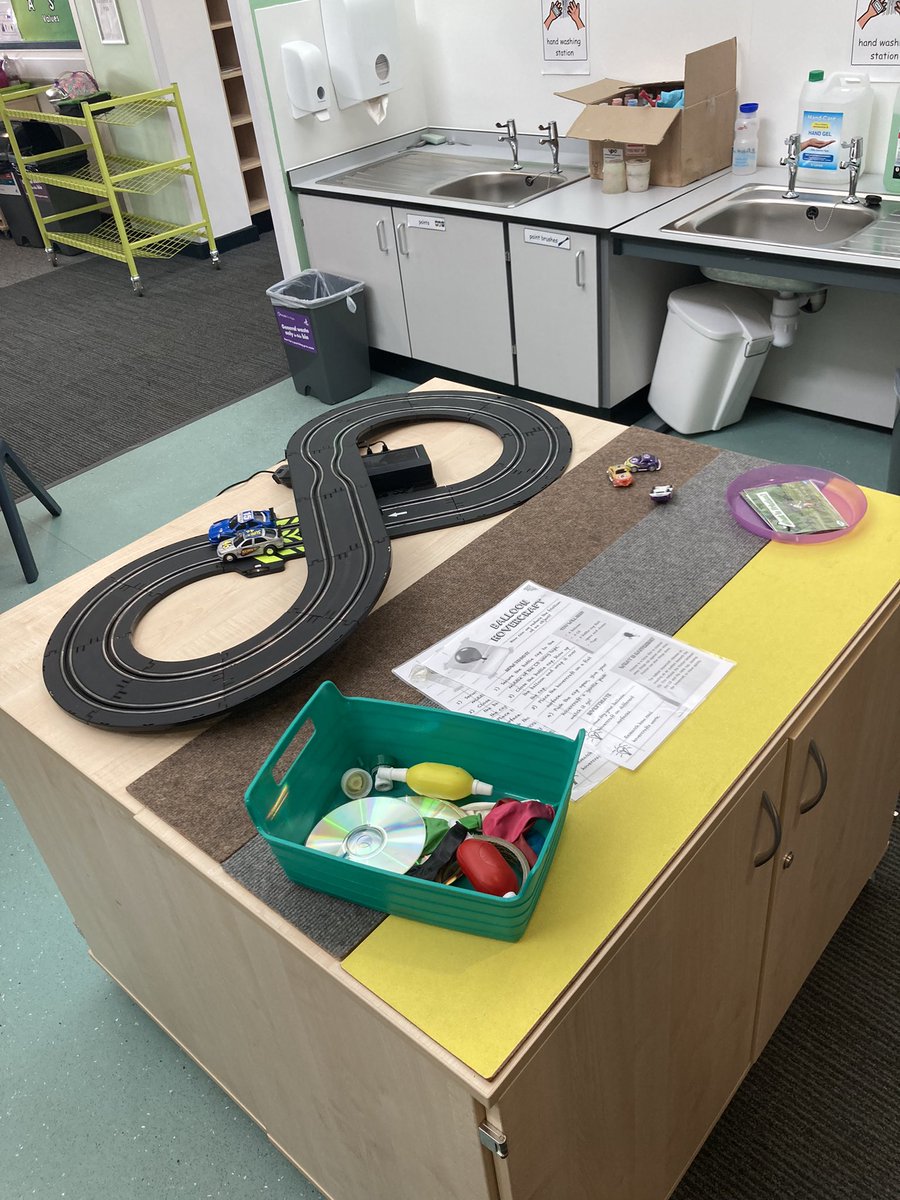 HaysheadPS's tweet photo. Great start to #BritishScienceWeek2022 with some exploration areas set up! Thank you @grussell39 for getting these ready! #STEM MissT https://t.co/b6sO9IAsg8