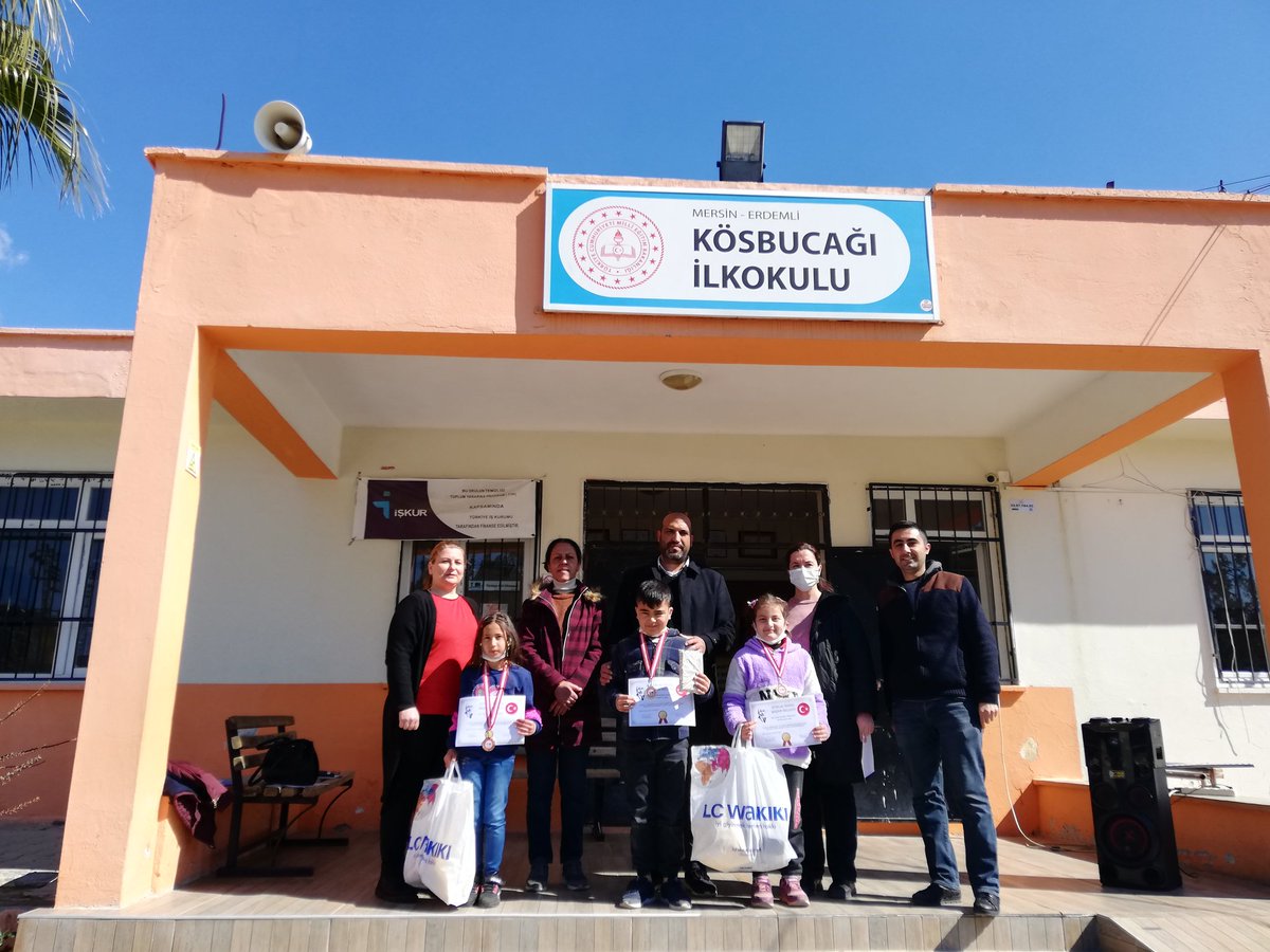 12 Mart İstiklal Marşımızın Kabulü kutlamamız ve İstiklal Marşını okuma yarışmasında kazanan öğrencilerimizin ödüllendirilmesi @Erdemli_MEB <a href="/MersinMEM/">Mersin İl Millî Eğitim Müdürlüğü</a> <a href="/YusufAcikyoruk/">Yusuf AÇIKYÖRÜK</a> <a href="/AdemKoca46/">Adem Koca</a>