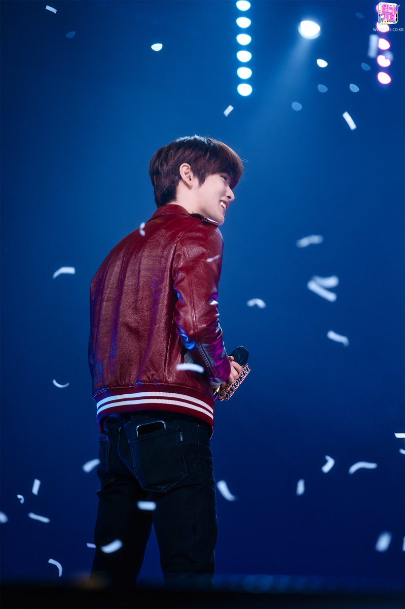 ngocchau06's tweet photo. Đọc tin SBS thay mc xong tự hỏi giờ nghỉ mc thì Sungchan làm gì :))), quý công ty cho debut đi chứ ạ? https://t.co/sYY85Mtl78