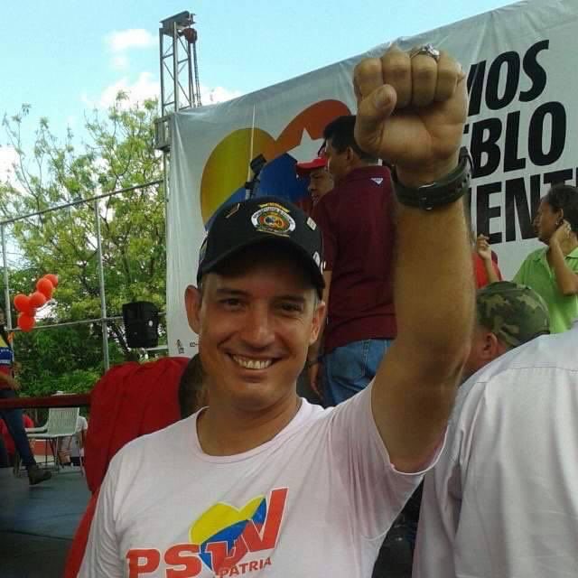 LuisCarlosPT's tweet photo. Resolver es el pilar , el diálogo,
la inclusión y la organización. agendas de trabajos con seguimiento, debatir puntos importantes para un mejor trabajo #Barinas #DialogoEsReconciliacion #RT #PazParaUcrania #LCPT @SoyPsuvBarinas @NicolasMaduro https://t.co/GXep75YuxJ