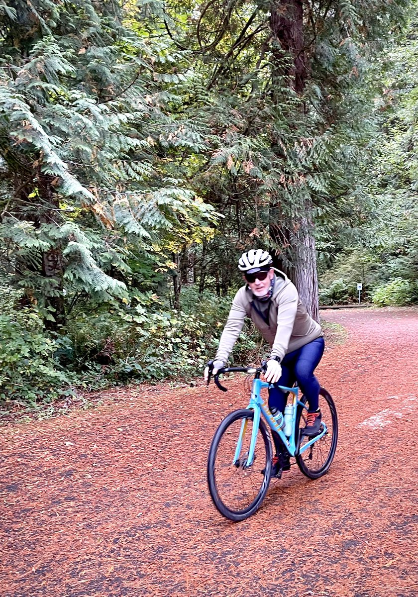 AndyWil26489103's tweet photo. Riding the Chehalis-Western Trail. #gravelbikes #giantbikes #limarhelmet #cafeducycliste #xtiger #Olympia https://t.co/W8VVTR3jYQ