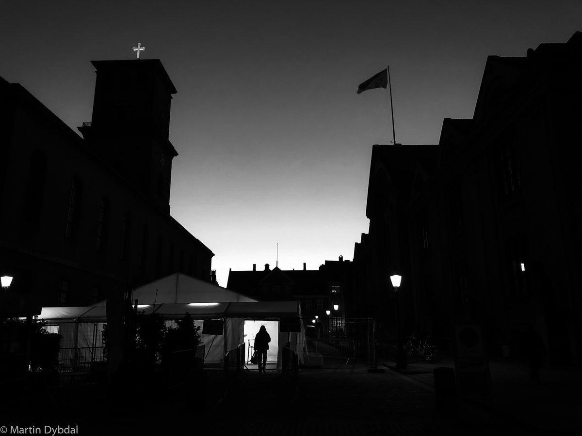nightpixdybdal's tweet photo. En stor tak til de søde og effektive medarbejdere i testcentrene. Jeg vil ønske jer alt godt for fremtiden. #kviktest #corona #COVID19 #tak #testcentre https://t.co/mkRoDO1nmh