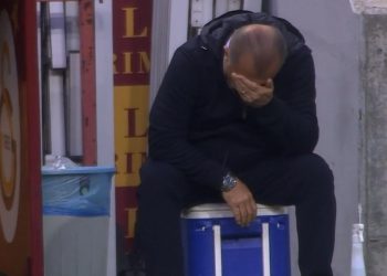 jamalaleandro's tweet photo. İki kına gecesi yapıp, maçı verirdi, değerini bilemedik 

#salı
#GSvBJK https://t.co/i0KbmYVEmj