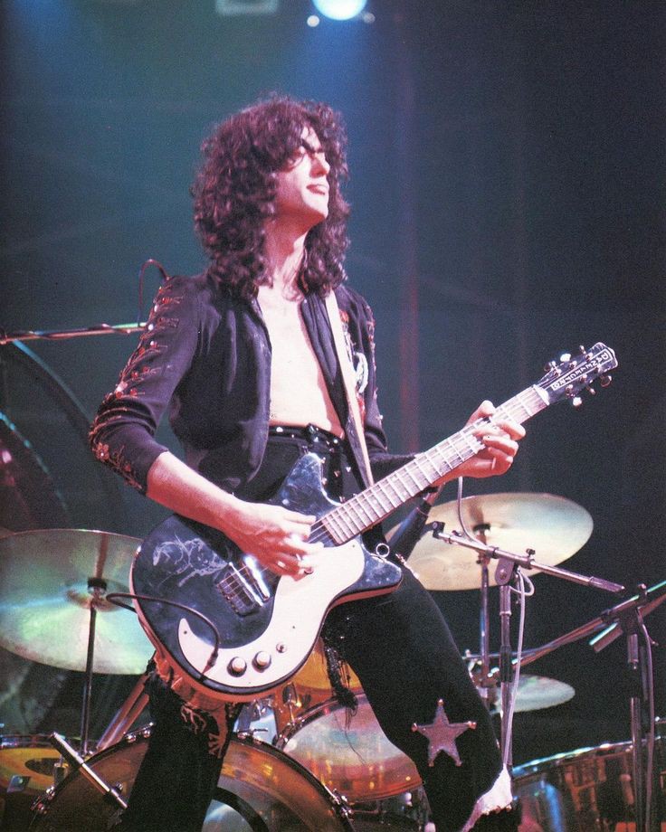 RockYesterday's tweet image. #JimmyPage