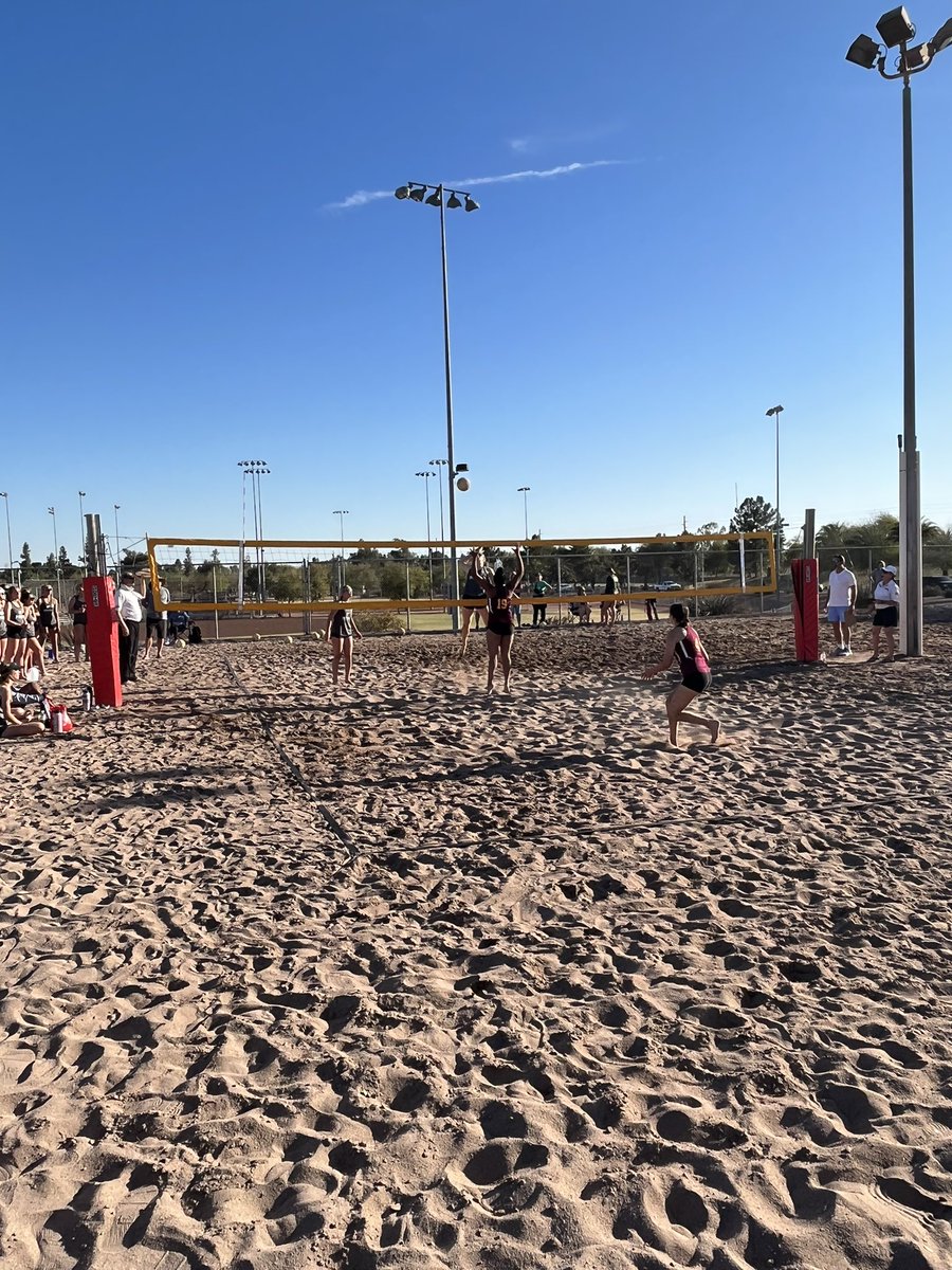 AaronFrana's tweet photo. Beautiful day to watch @PrideBeachVball host the Basha Bears! Good job ladies! #ROLLPR1DE https://t.co/X5iRVo0ts6