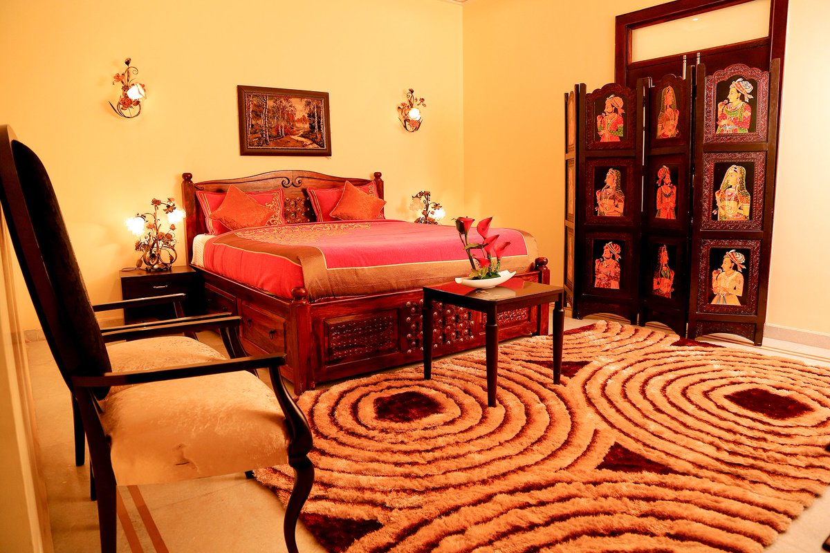 synaheritage's tweet photo. Explore the historical and cultural beauty of #Khajuraho region with a royal heritage retreat at Syna Heritage Hotel.

To book a stay:
Call: +91 – 9821393830
Email : booking@synaheritagehotel.com
#Heritage #HeritageHotel #UNESCO #Travel https://t.co/Kw04N3hTQ3