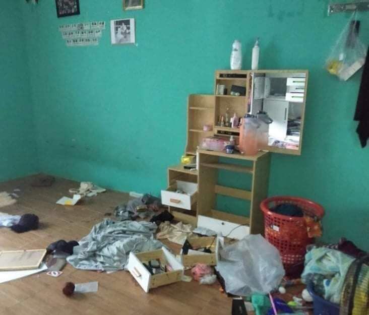 Military troops and BGF have stationed in the wards of LayKayKaw Myothit, plundered and looted the things from the civilians houses these days, reportedly.

#WarCrimesOfJunta #2022Mar15Coup #WhatsHappeningInMyanmar