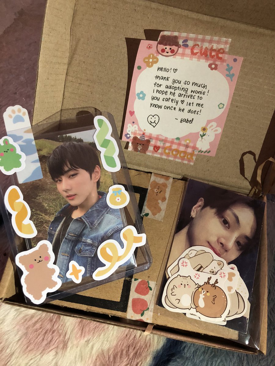 sjxcart's tweet photo. 📨 220314
a day late but jungwon came home safely!! ♡ thank you so much @sunsaIes for the updates + cute and secure packaging as well as the freebies ^^ thank u for letting me adopt him!! https://t.co/0818Umr5Fu