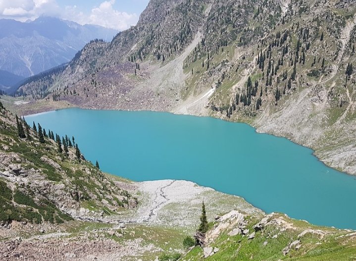 Advpakistan1's tweet photo. Kundol Lake
Kundol Lake also known as Kundol Dand, is a lake in Swat Valley, Khyber Pakhtunkhwa, Pakistan, which is located in the north of Utror valley at a distance of 20.8 kilometres (12.9 mi) away from Kalam.
#kandol #lake #SWAT #SwatValley #KPK #Pakistan #BeautifulPakistan https://t.co/8ItwNkKDX1